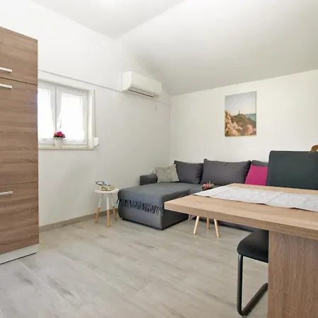 House Ankica 1818 Дом отдыха Пула