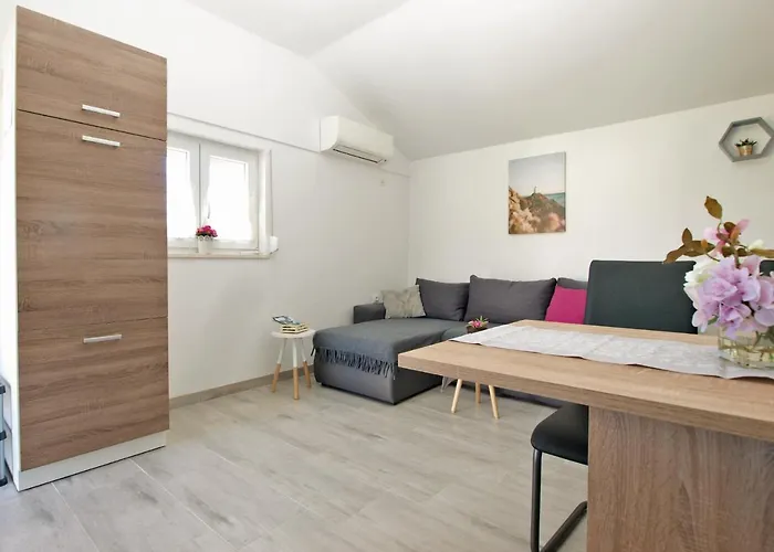 House Ankica 1818 Holiday home Pula